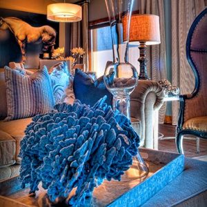 Blackmore - Living room with blue tones